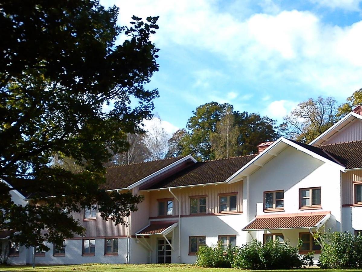 Katrinebergs Folkhoegskola B&B Vessigebro Exterior foto